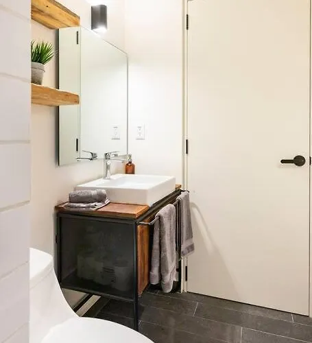 Apartamento A Hip Modern Gem In El Centro! México DF
